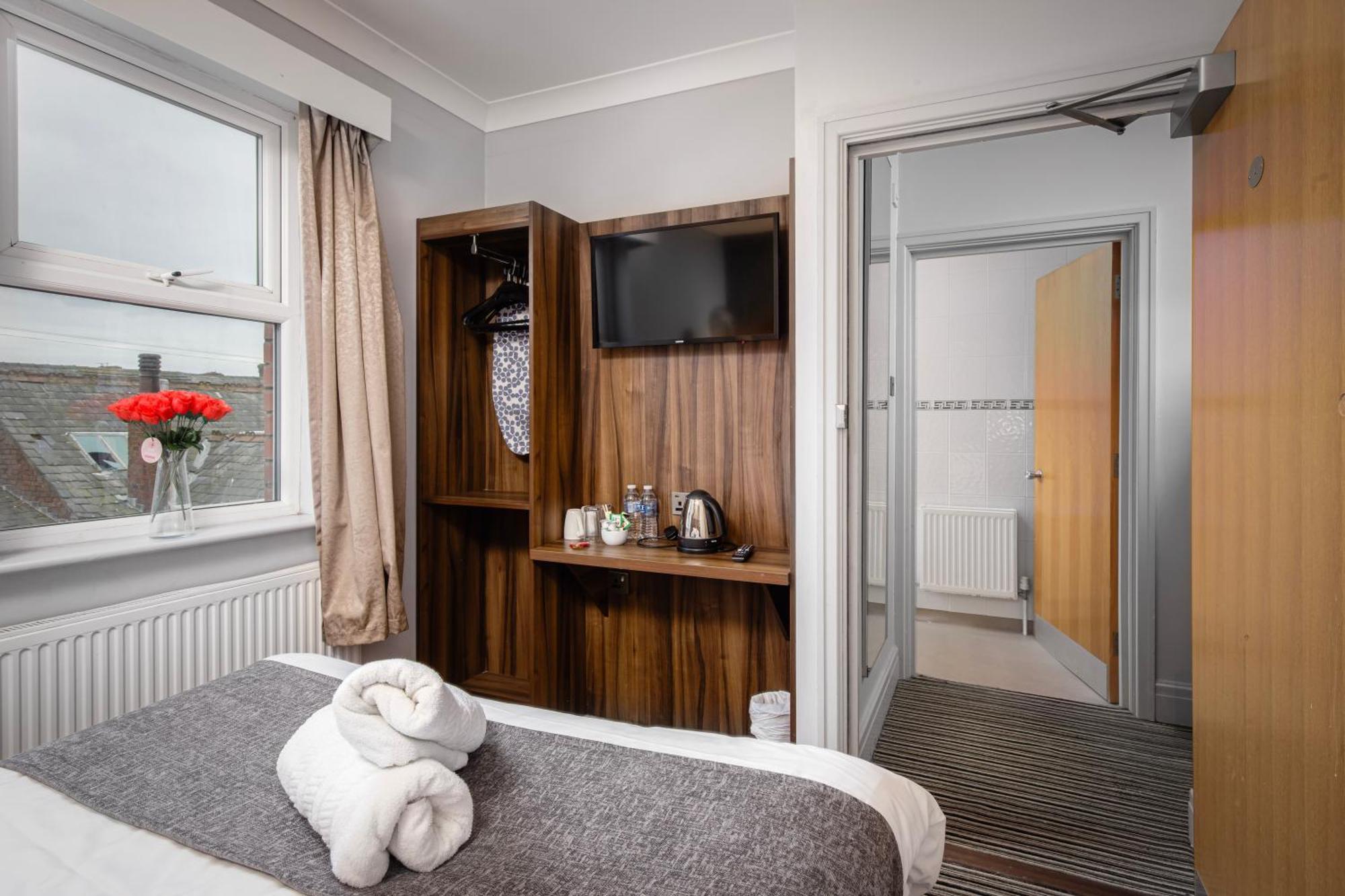 Ashley Victoria Hotel Blackpool Buitenkant foto